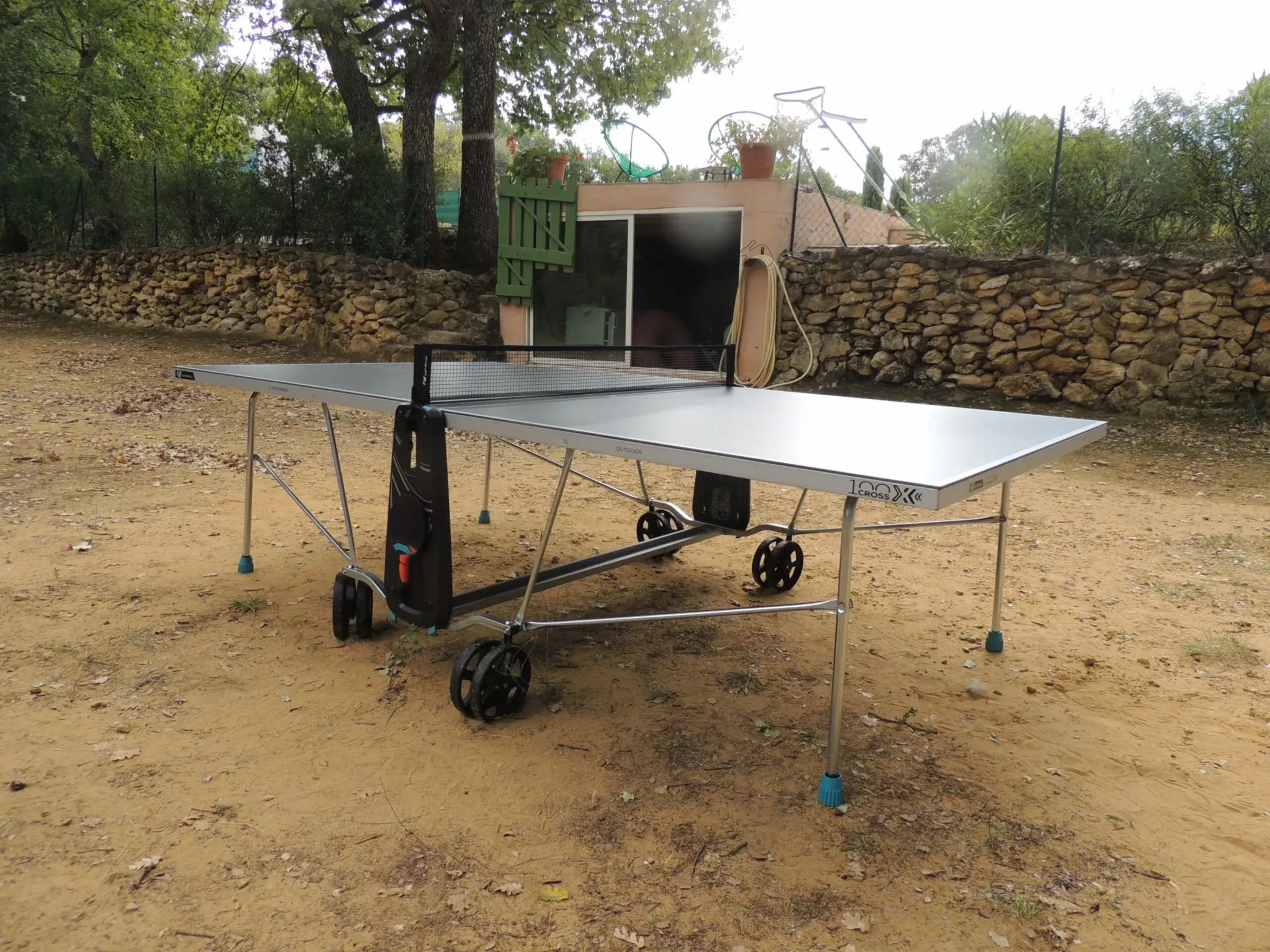 Partie de ping-pong à La Bastidonne