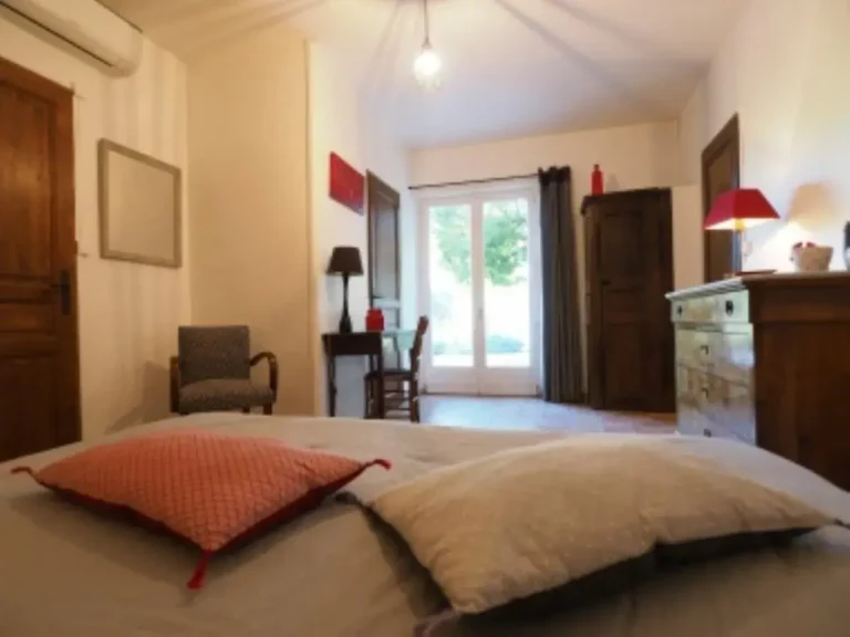 Chambre Turquoise - séjour dans un écrin de lumière