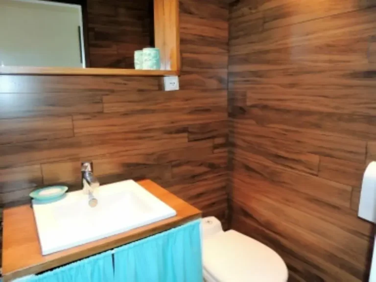 Chambre Orange - une ambiance conviviale en Luberon