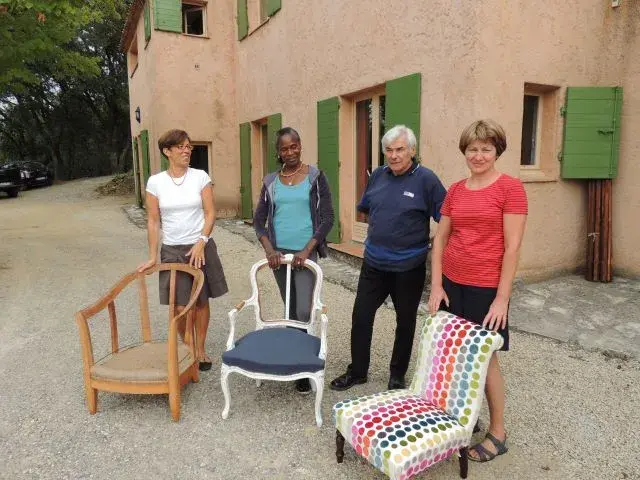 restauration-fauteuils-ancien-Luberon-formations